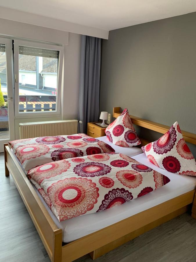 Vina Am Ring Bed & Breakfast Mannebach  Екстериор снимка