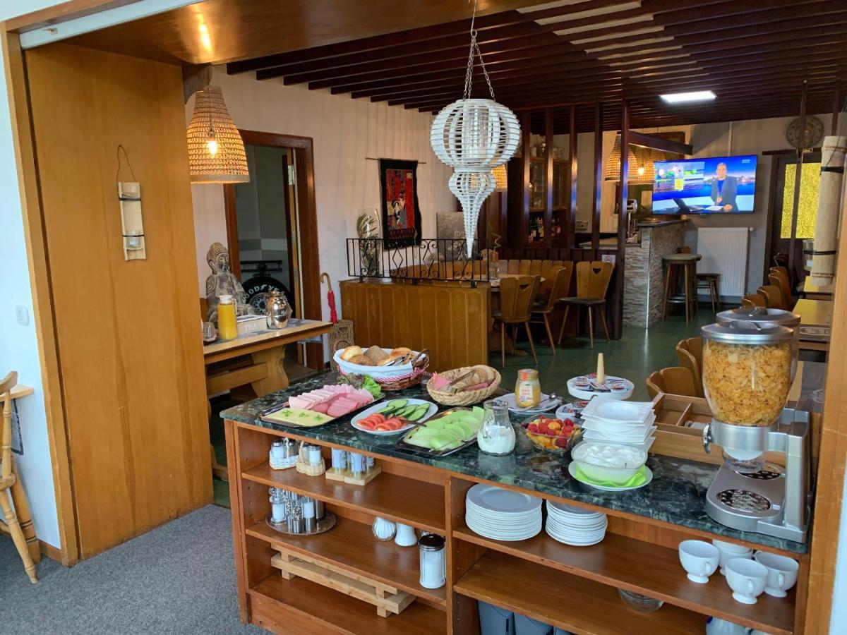 Vina Am Ring Bed & Breakfast Mannebach  Екстериор снимка