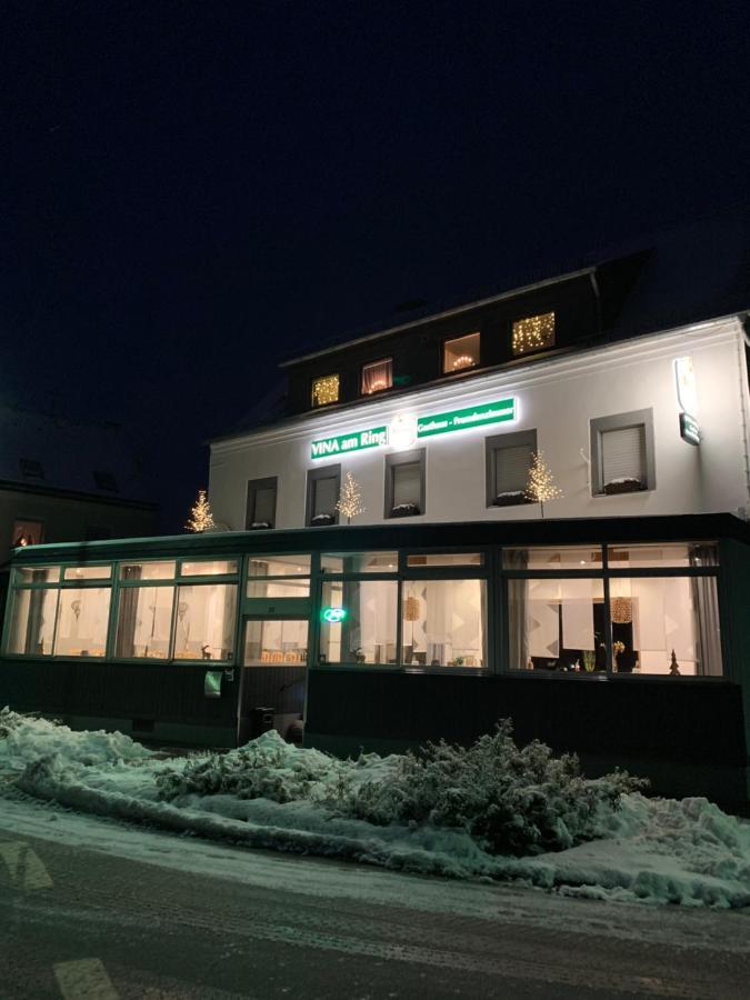 Vina Am Ring Bed & Breakfast Mannebach  Екстериор снимка