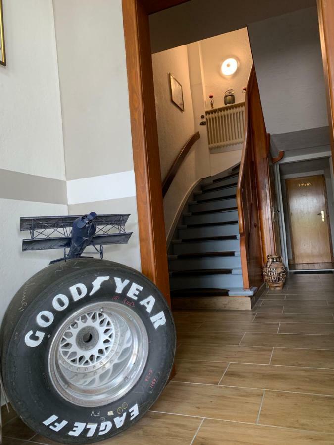 Vina Am Ring Bed & Breakfast Mannebach  Екстериор снимка