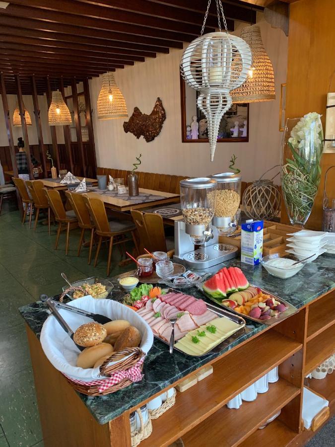 Vina Am Ring Bed & Breakfast Mannebach  Екстериор снимка